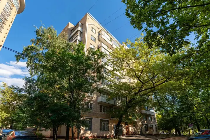 Москва: Moment House на Можайском шоссе 22