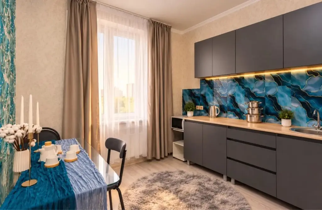 Москва: Moment House (Момент Хаус) на улице Беловежская 13