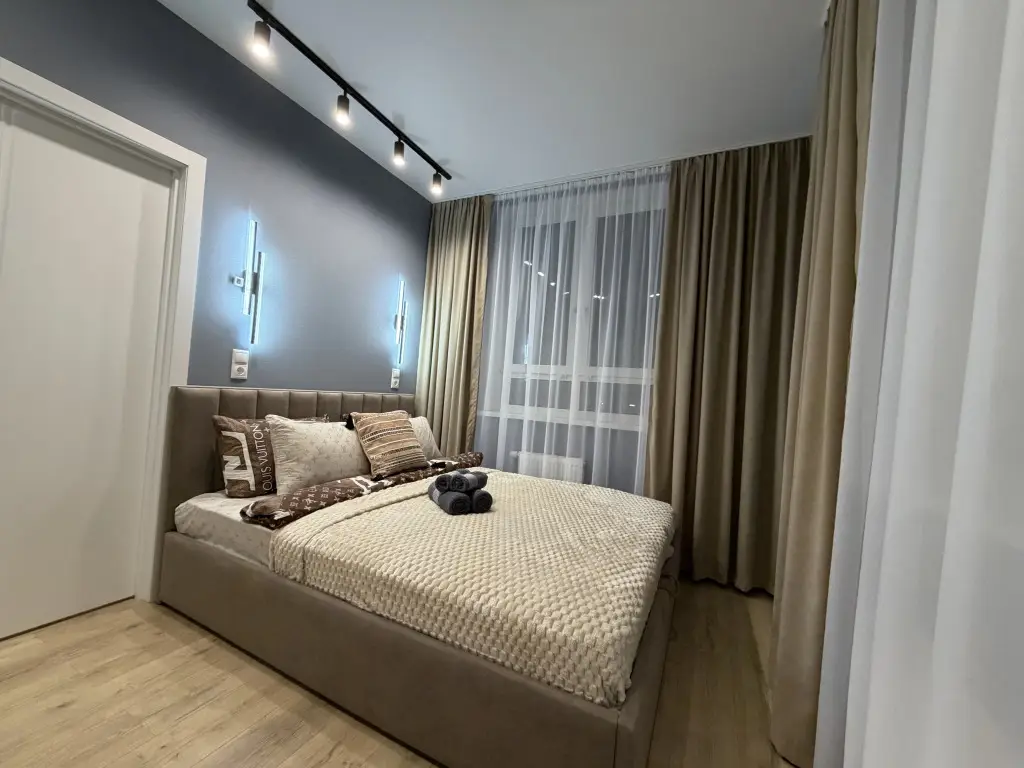 Квартира ComfyStay 4-х местная новая в самом центре НН — фото 1