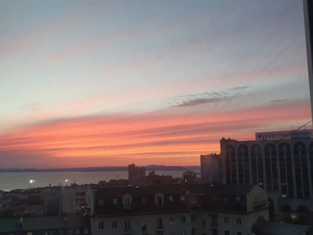 Владивосток: Квартира Современная с видом на море в центре города