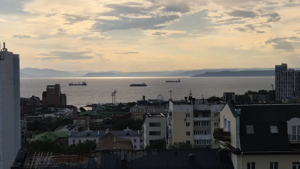 Владивосток: Квартира Современная с видом на море в центре города