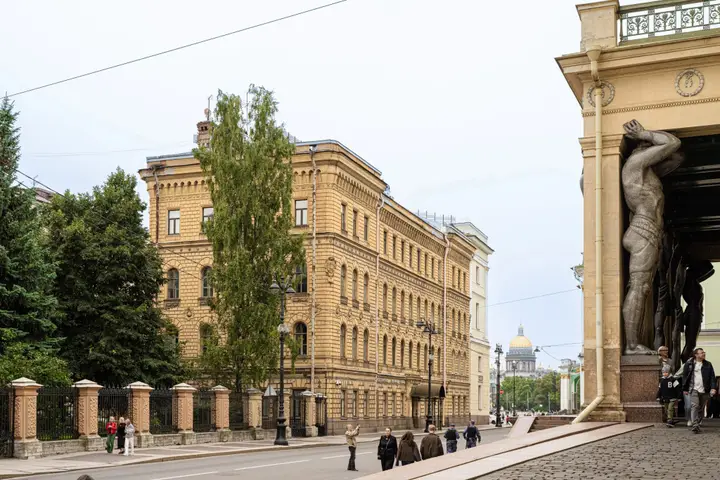 Санкт-Петербург: Квартира 50 шагов до Дворцовой