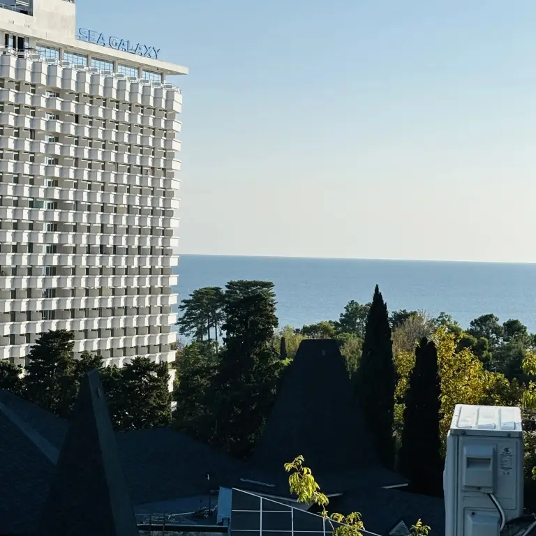 Сочи: Апартаменты С ванной и видом на море