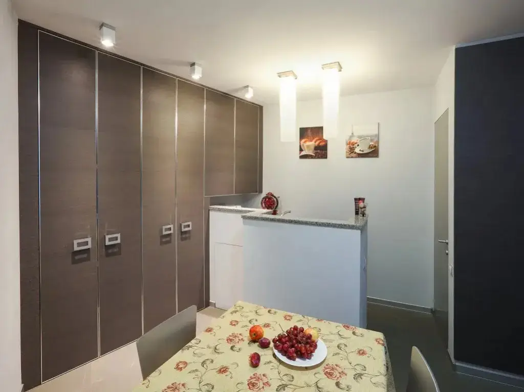 Санкт-Петербург: Ostrovskogo Apartment