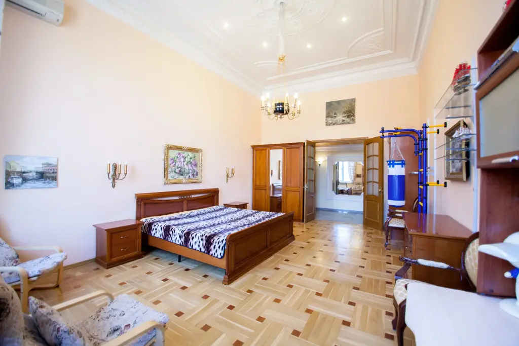 Санкт-Петербург: Bolshaya Konyushennaya 3 Apartment