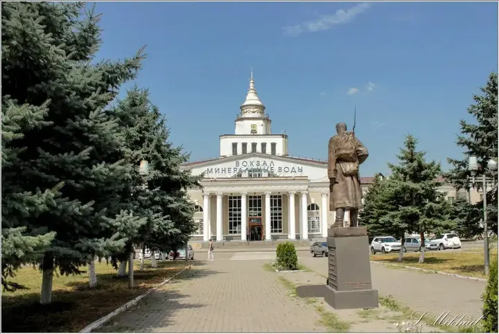 Минеральные Воды: Меблированные комнаты Престиж