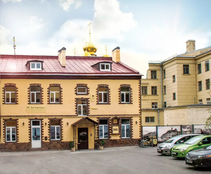 Санкт-Петербург: Меблированные комнаты Романовых