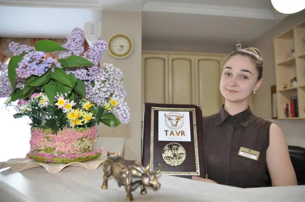 Ялта: Гостевой Дом Тавр