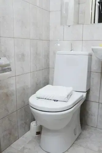 Санкт-Петербург: PRESTO Nevsky 95 Goncharnaya 10