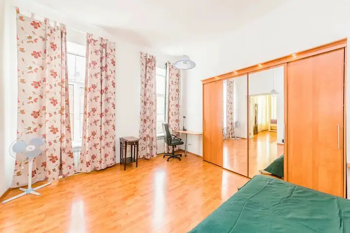 Санкт-Петербург: Feelathome Apartments on Millionnaya