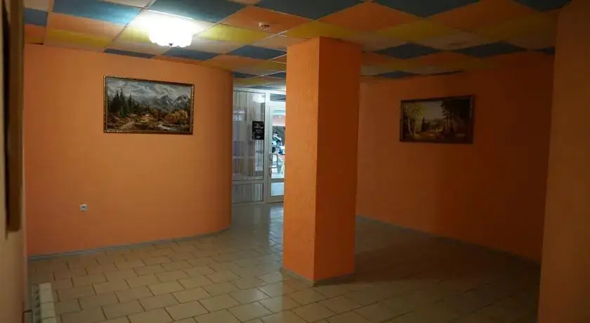 Ленинградская: Gostinitsa Staraja Rus'