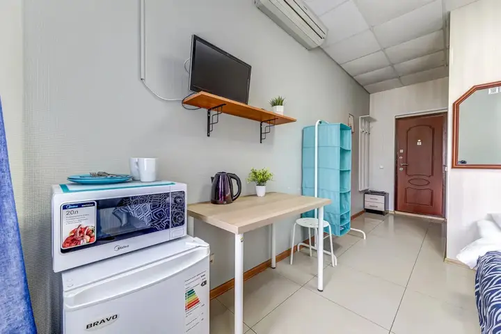 Санкт-Петербург: Меблированные комнаты Neotel 17