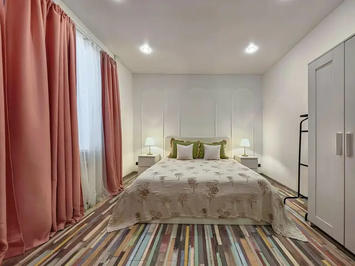 Санкт-Петербург: Zhukovskogo 12 Color Apartments