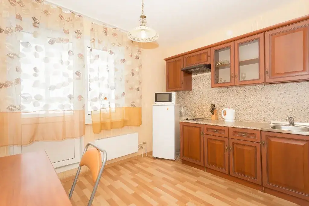 Нижний Новгород: Apartment at Volzhskaya Naberezhnaya str. 25-92