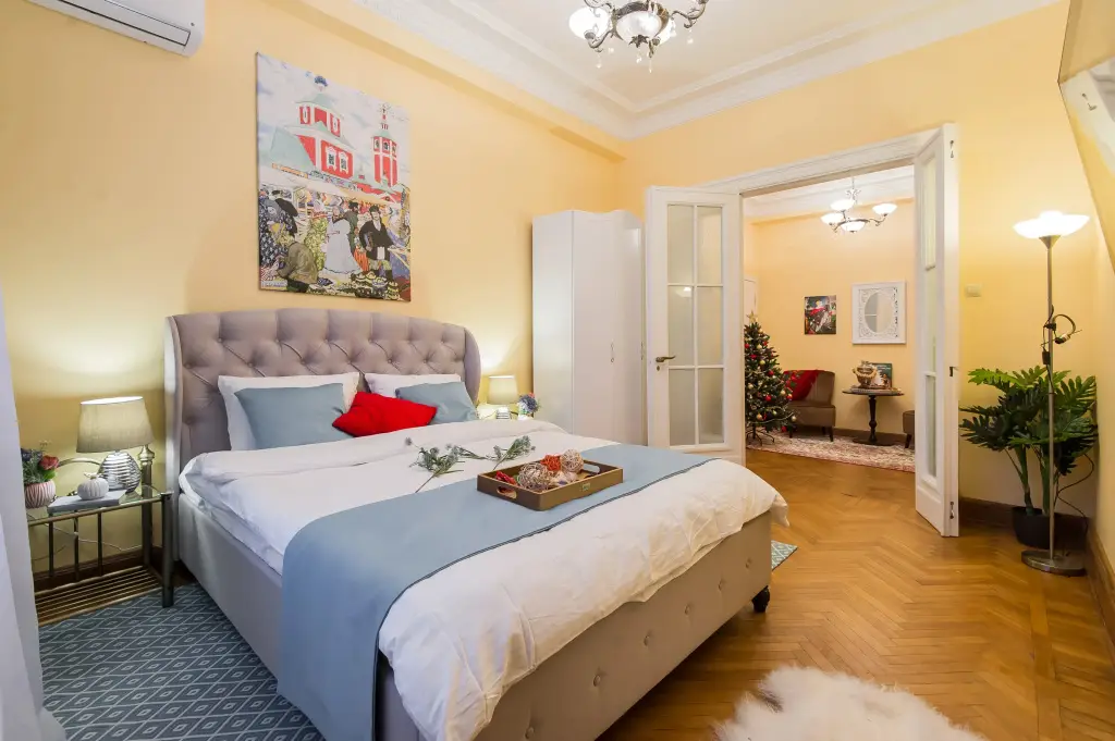 Москва: Квартира GM Apartments в Легендарной Сталинской высотке