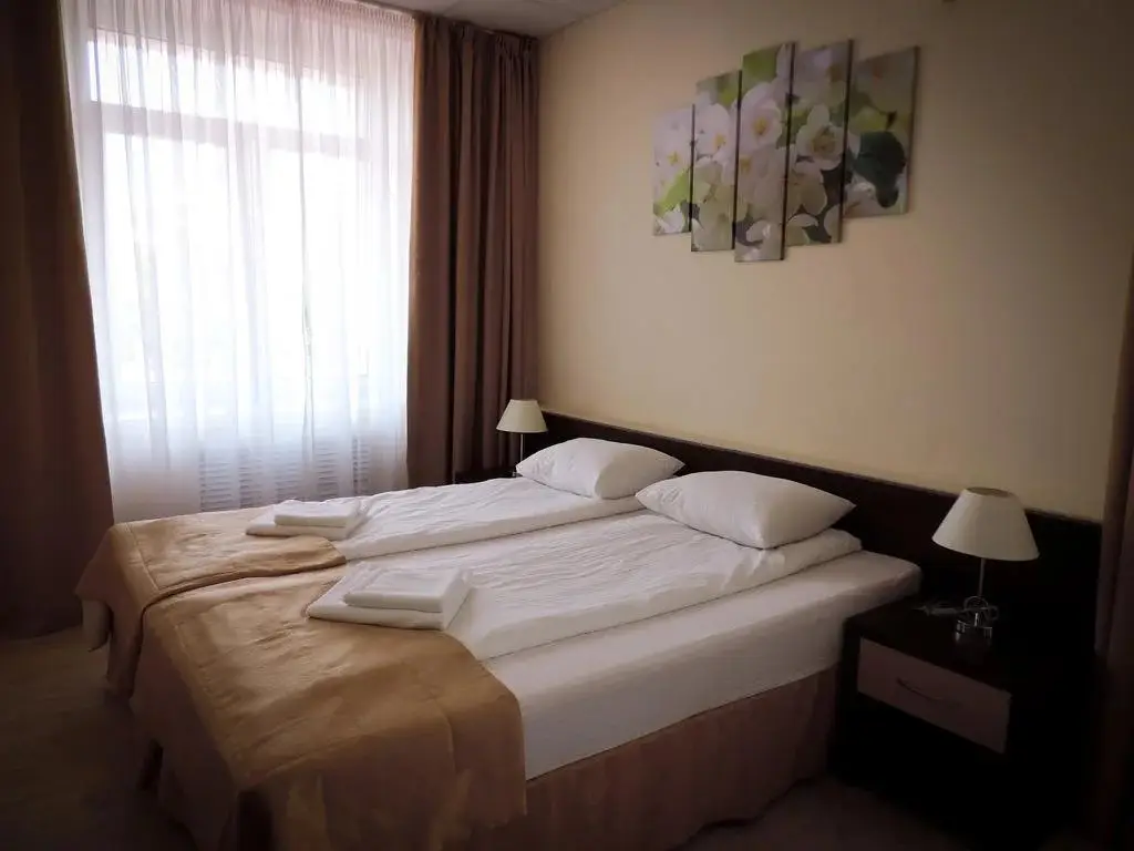 Сочи: Inn Ordzhonikidze 8A
