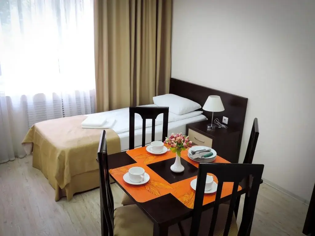 Сочи: Inn Ordzhonikidze 8A