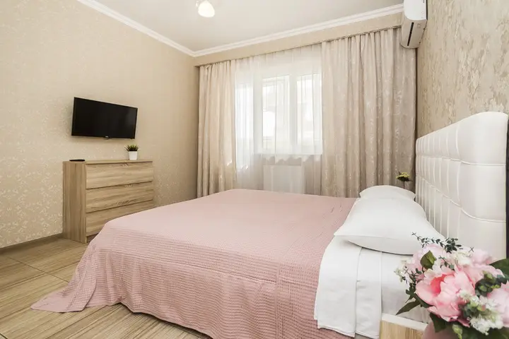 Краснодар: ApartGroup Apartments on Repina Street 1/2 Building 2