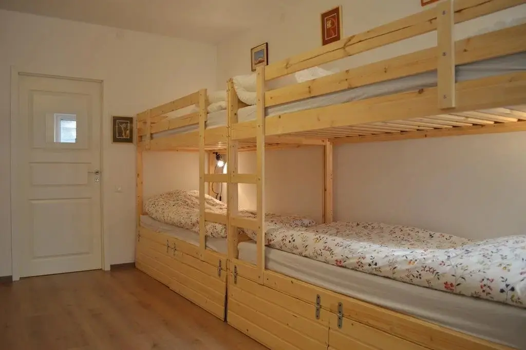 Санкт-Петербург: Hostel CLUB 33