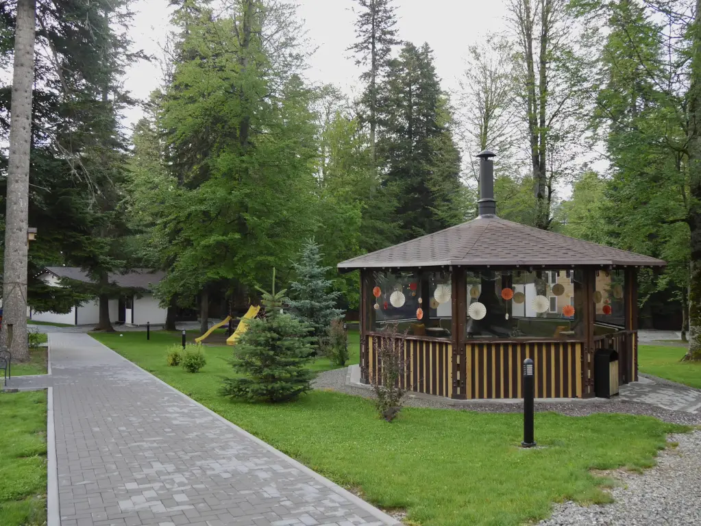 carousel image 4
