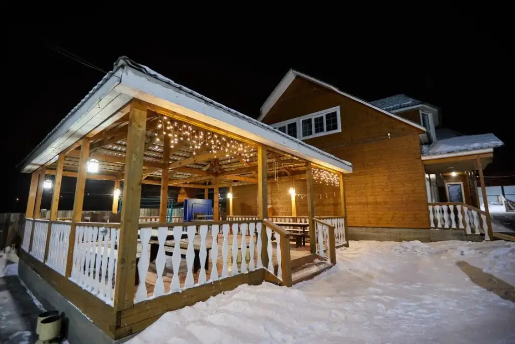Новый Энхалук: Korolevskaya Gavan Guest house
