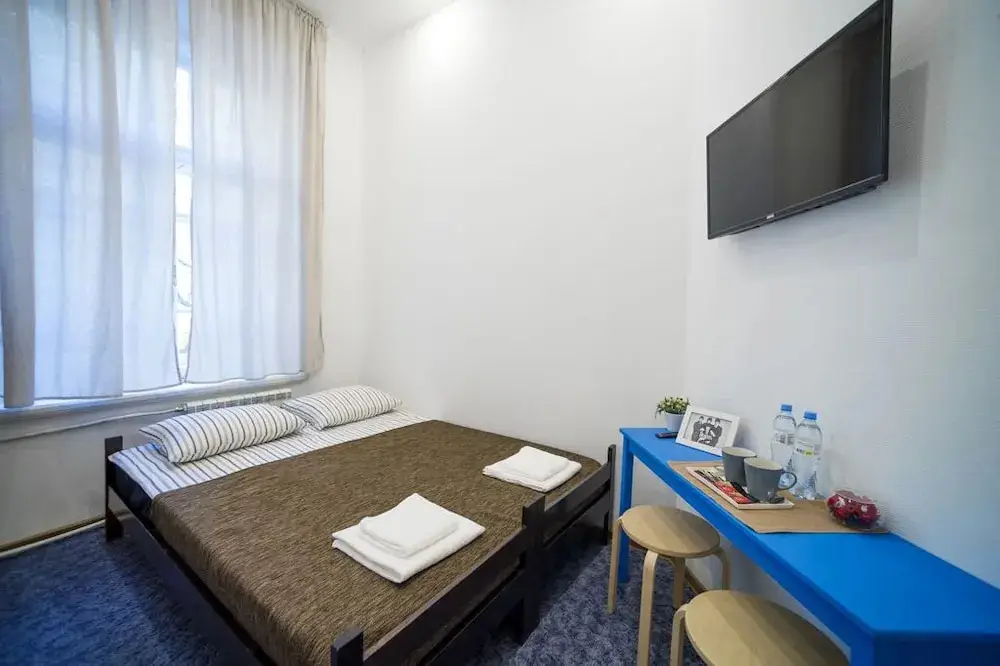 Санкт-Петербург: Tchaikovsky Hotel At Neva