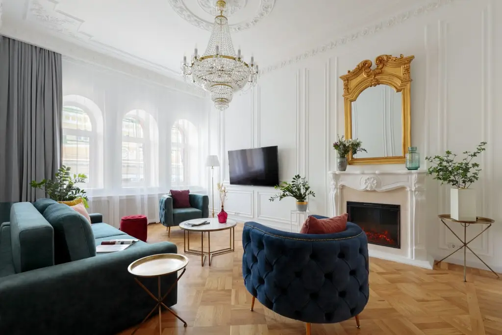 Апартаменты Minin Apartments с видом на Александринский Театр 130 кв.м. — фото 1