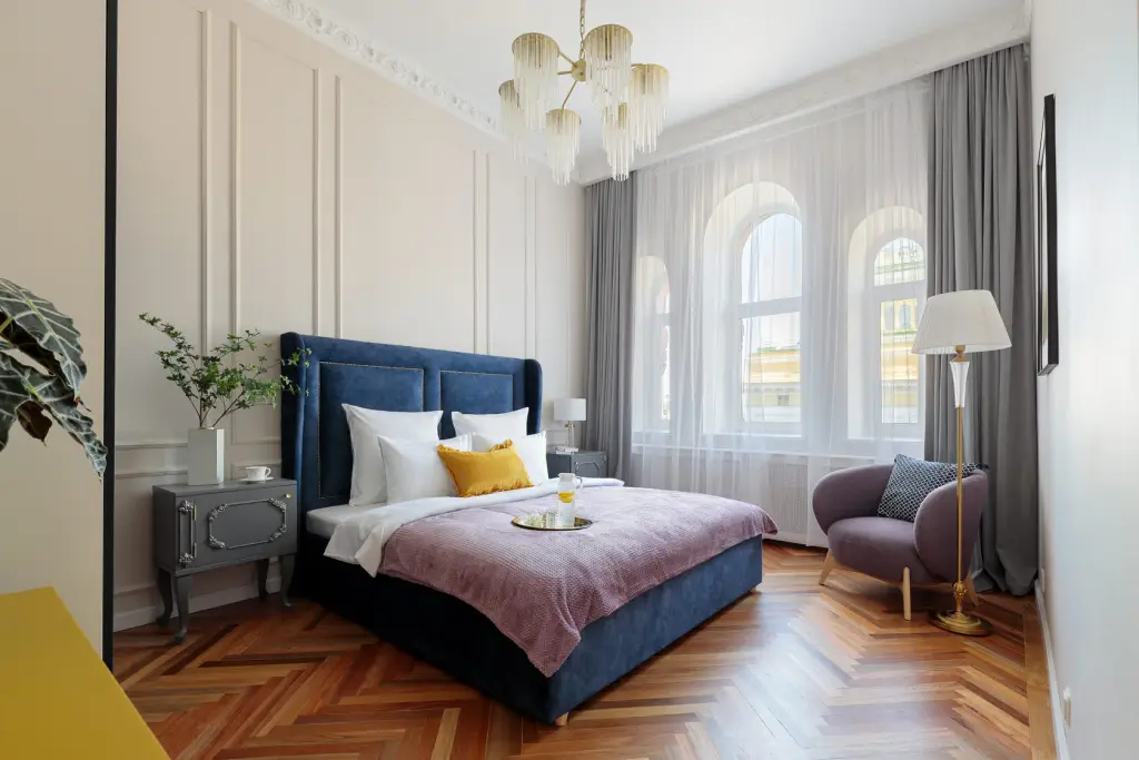 Санкт-Петербург: Апартаменты Minin Apartments с видом на Александринский Театр 130 кв.м.