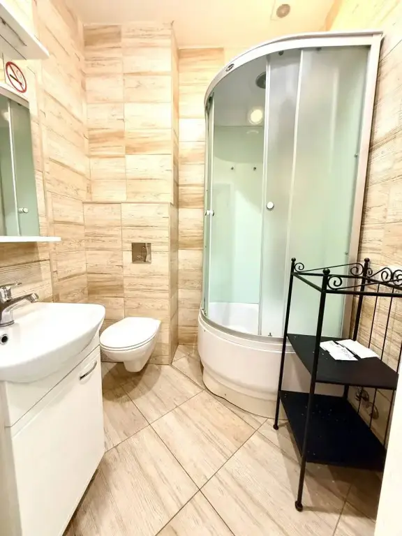 Уфа: Verhnetorgovaya Ploschad' 4 Apartments