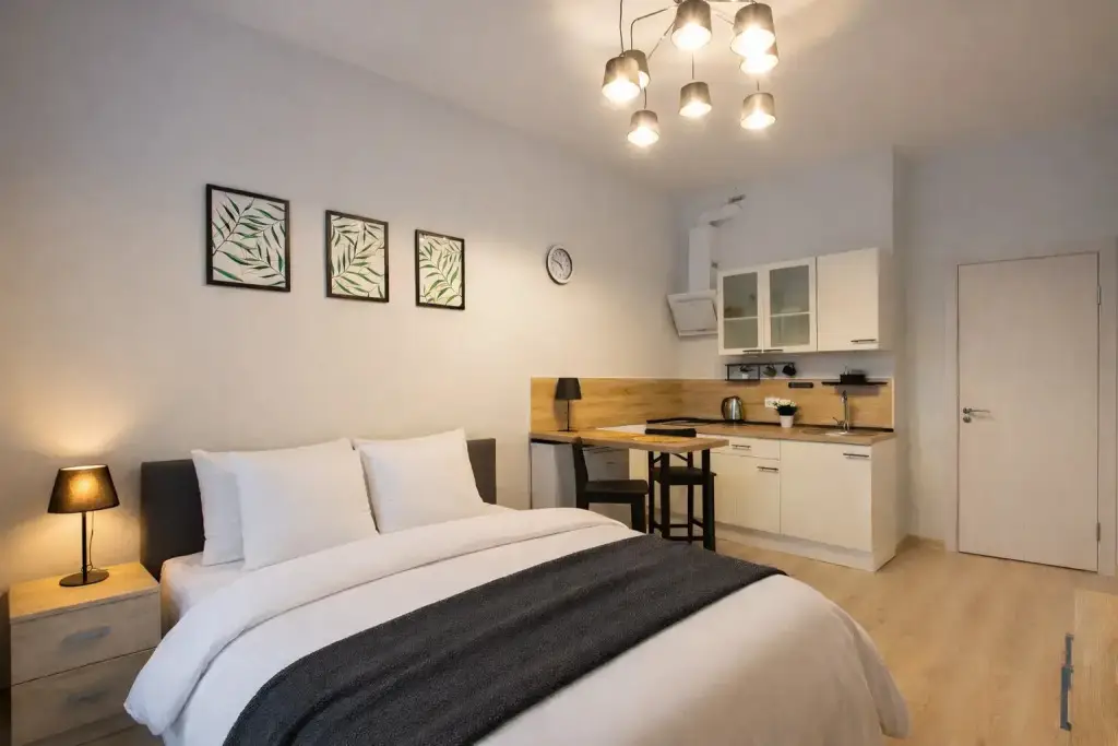 Санкт-Петербург: Апартаменты Студия Natalie Apartments Пулковское шоссе 14с6