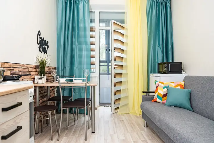 Екатеринбург: Апартаменты НеVотеле на Евгения Савкова 4