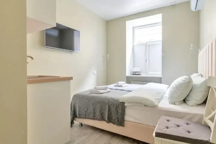 Санкт-Петербург: Апартаменты Sutki Rent на Конюшенной
