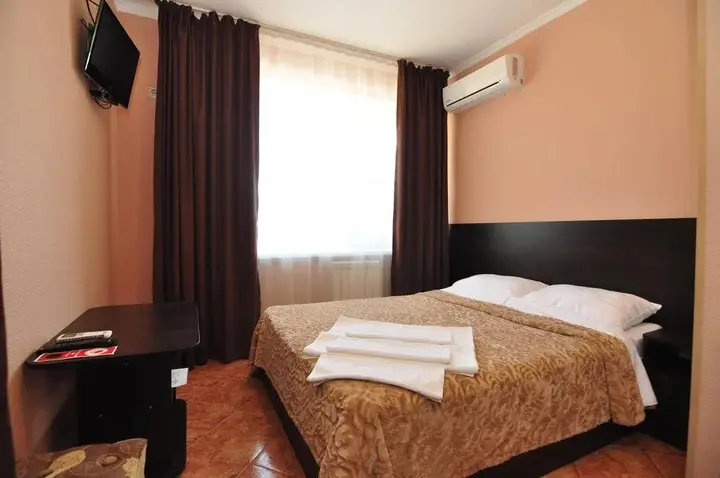 Витязево: Guest House Novoselov