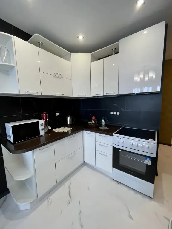 Иркутск: Na Verkhney Naberezhnoy Apartments