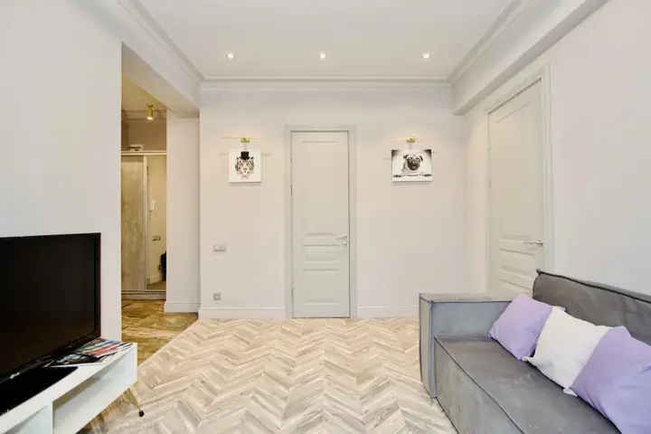 Москва: Kvartirasvobodna - Dorogomilovskaya 9 Apartments