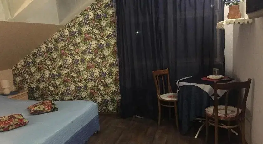 Лисий нос: Taverna Lisya Nora