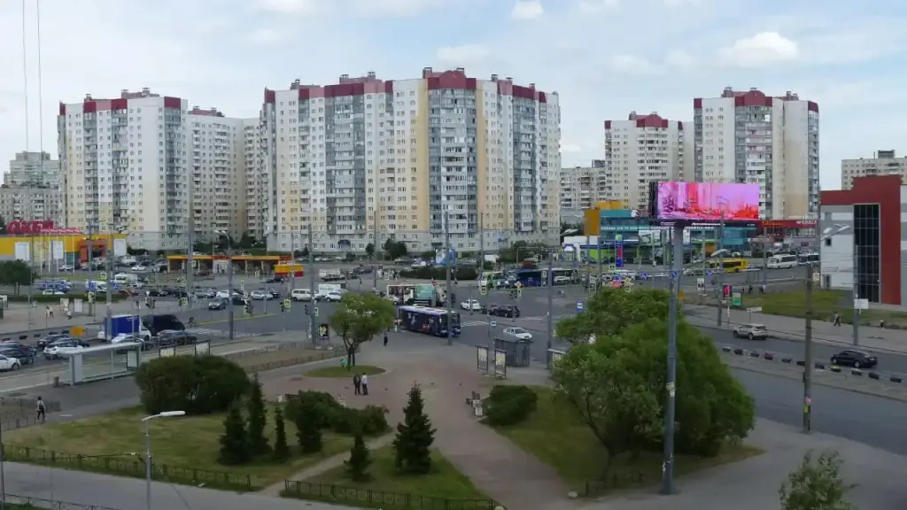 Санкт-Петербург: Апартаменты на проспекте Косыгина 17