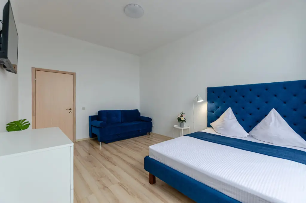 Екатеринбург: Апартаменты Royal Apart