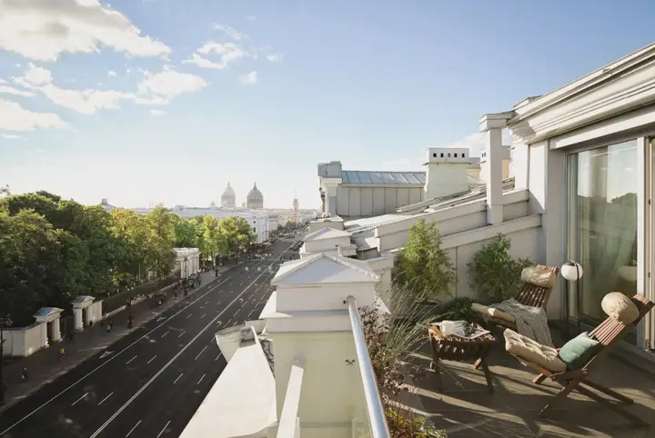 Санкт-Петербург: Апартаменты Minin Apartments Мансарда с террасой и видом на Невский 170 кв.м.