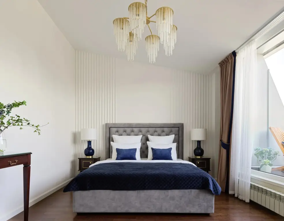Санкт-Петербург: Апартаменты Minin Apartments Мансарда с двумя балконами на Невском 80 кв.м.