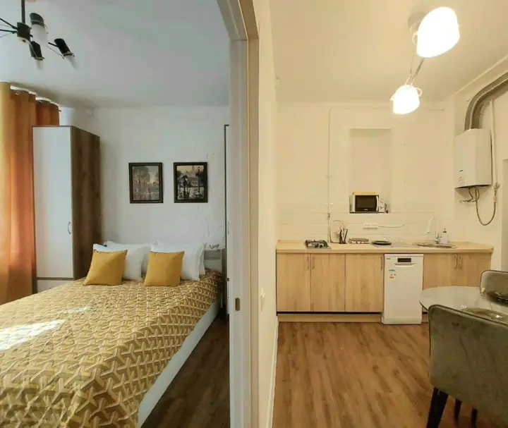Санкт-Петербург: Квартира RoomyRoom Самоцвет