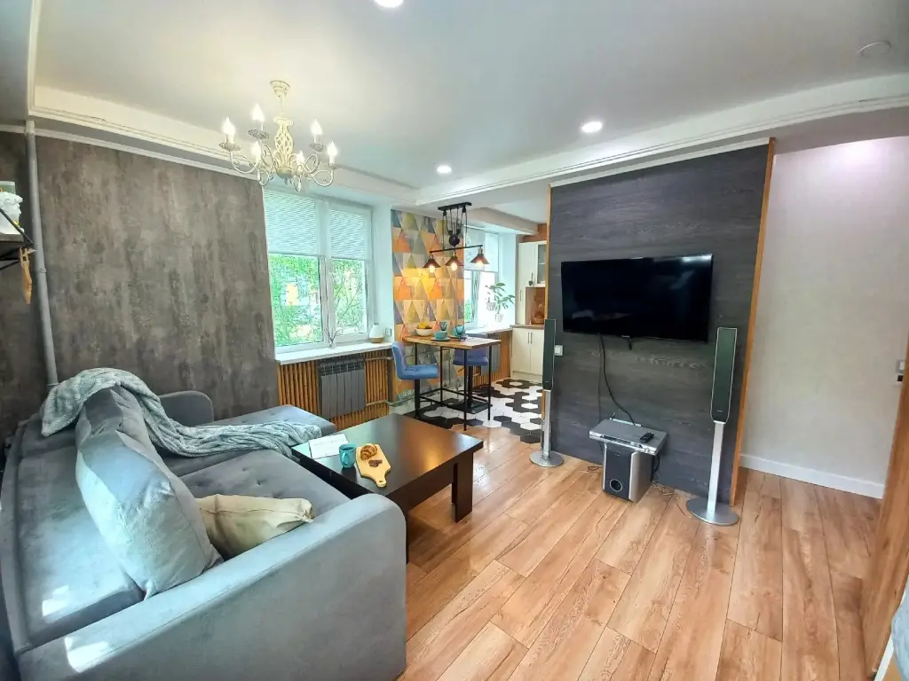 Санкт-Петербург: Vysokogo klassa dlya 4 chelovek Apartments