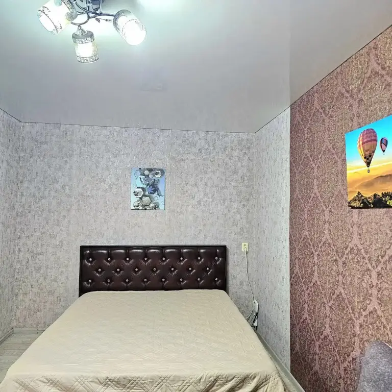 Стерлитамак: Квартира Домашний очаг у Эльвиры Акуловой на улице Ленина 67