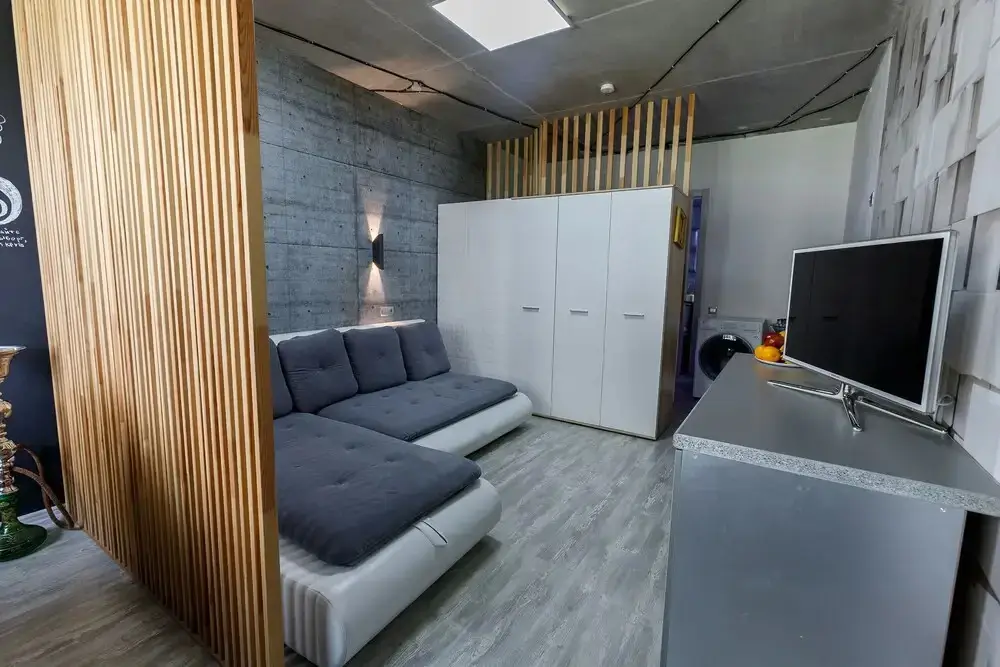 Санкт-Петербург: Central Art Studio H1