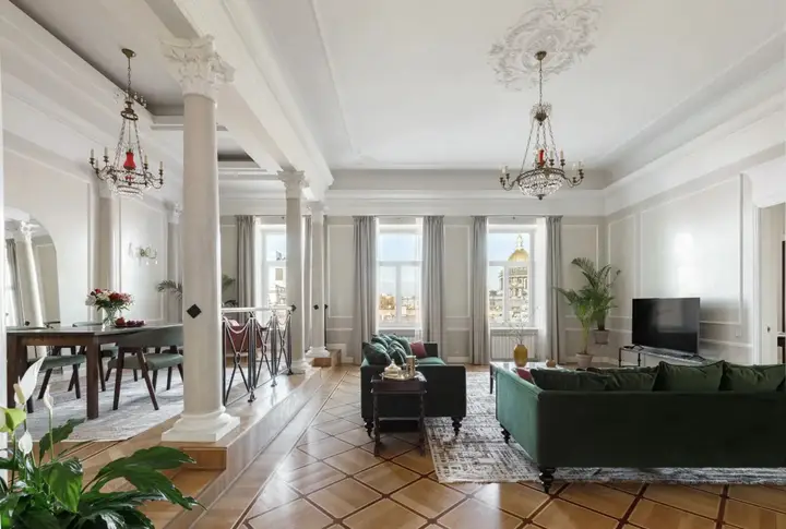 Тула: Апартаменты Minin Apartments c видом на Исаакиевский Собор 210 кв.м.