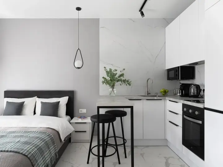 Иркутск: Studio Monochrome Apartments