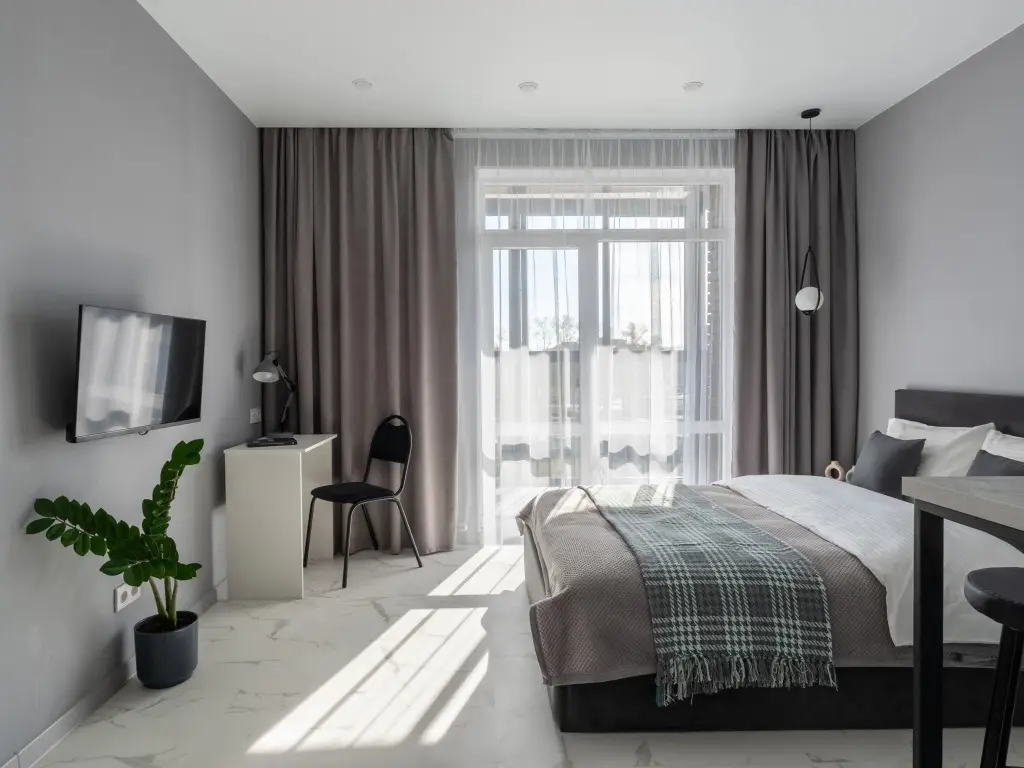 Иркутск: Studio Monochrome Apartments