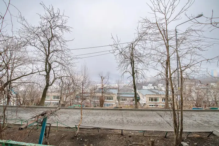 Владивосток: Уютная студия на улице Котельникова