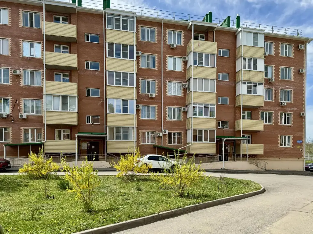 Ижевск: Апартаменты на улице Орджоникидзе 88к3