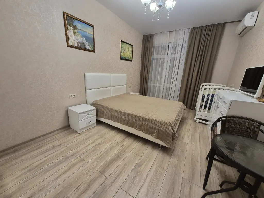 Геленджик: Квартира в ЖК Изумрудный с бассейном в 150м от моря